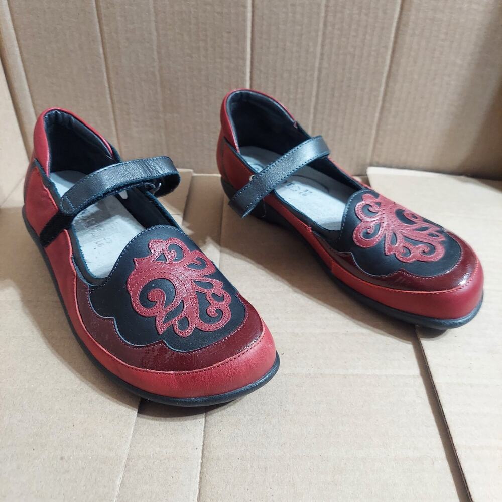 Naot Motu Women's US 6 Red Leather Mary Jane Comfort Flats Loafer Shoes - Picture 2 of 9